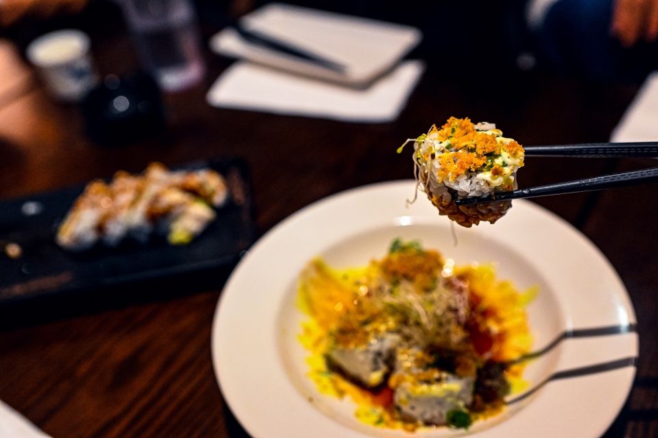 Vancouver: Guided Food and City History Tour - Sushi Indulgence