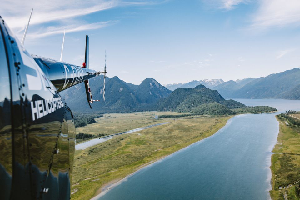 Vancouver: Helicopter Tour With Backcountry Beer Tasting - Helicopter Flight Highlights