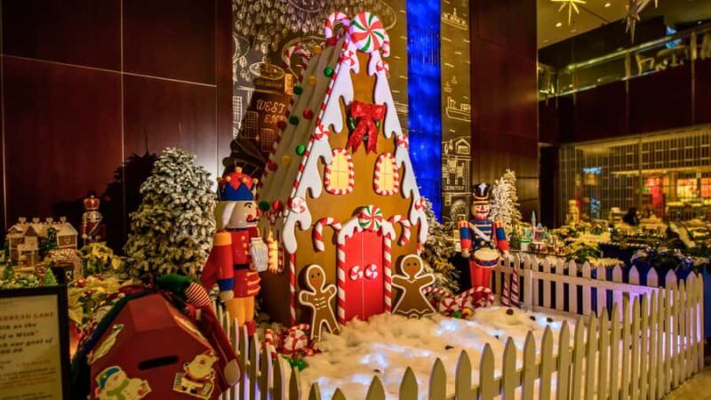 Vancouver: Holiday History and Hot Chocolate Tour - Practical Details: What You Need to Know