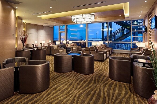 Vancouver International Airport Plaza Premium Lounge - Renovations and Service Disruptions
