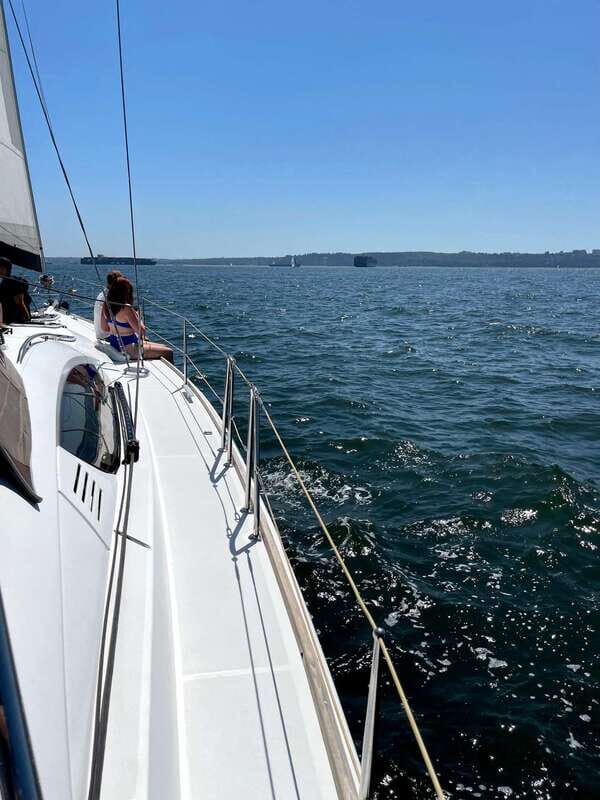 Vancouver: Mosquito Creek and English Bay Sailboat Cruise - An Authentic Water View of Vancouver