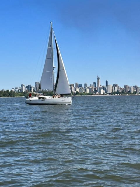 Vancouver: Mosquito Creek and English Bay Sailboat Cruise - FAQ