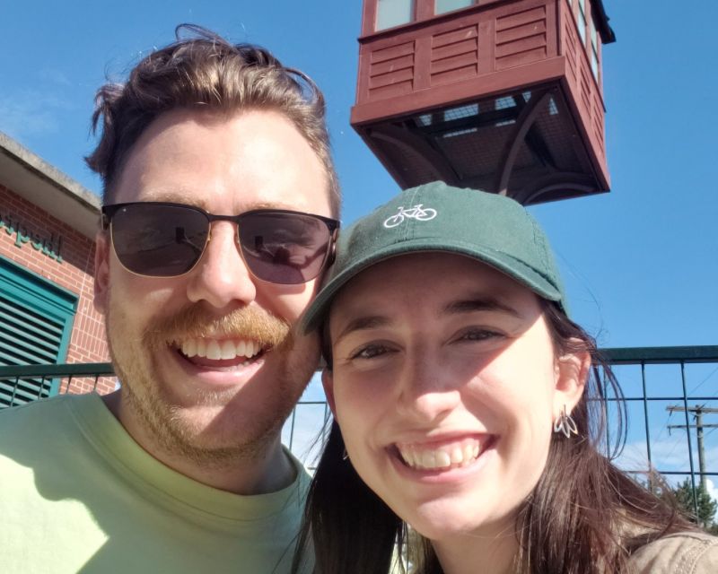 Vancouver: Old Gastown City Exploration Game - Highlights and Landmarks