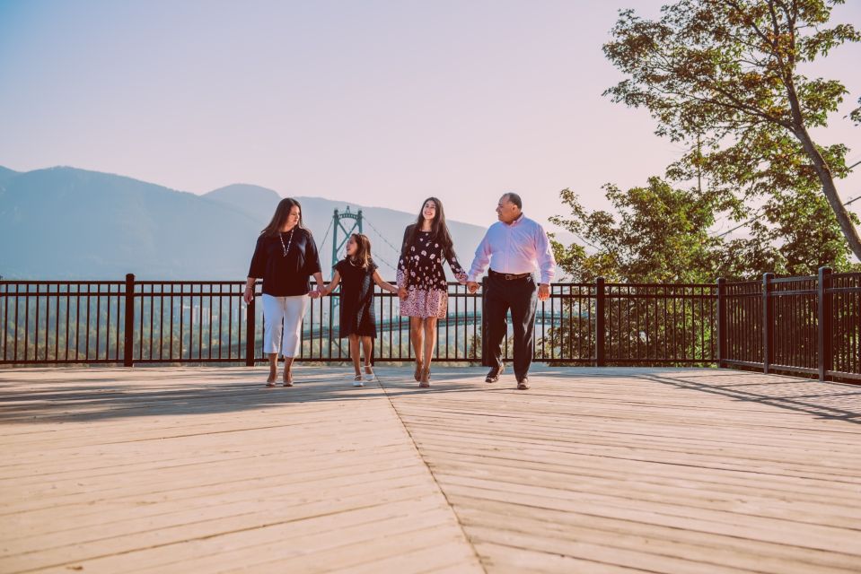 Vancouver: Personal Travel & Vacation Photographer - Recommended Attire and Footwear