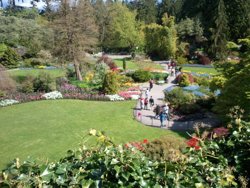 Vancouver: Private Full-Day City and Gardens Tour - Stanley Park Exploration