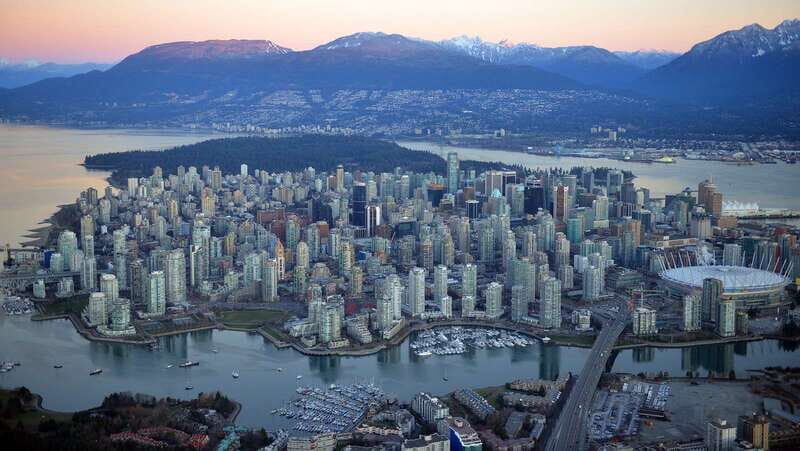 Vancouver: Private Walking Tour with a Local - Key Points