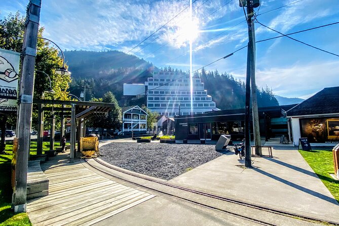 Vancouver Sea to Sky Gondola Tour in Squamish & Cypress Winter Fun Private - Stunning Scenery