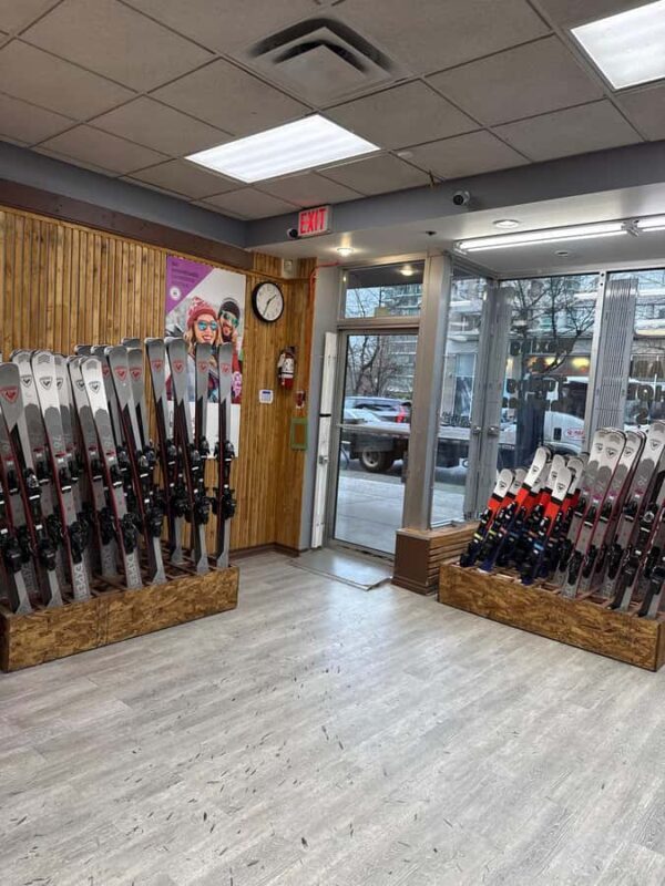 Vancouver: Snowboard Rental - An In-Depth Look at the Vancouver Snowboard Rental Experience