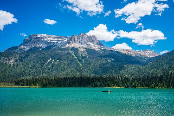 Vancouver to Emerald Lake Road Bus Trip 3 Days - An Immersive Rockies Experience in Just Three Days