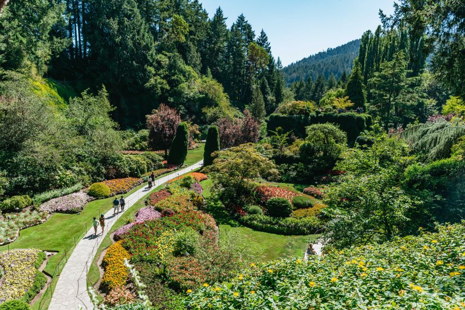 Vancouver: Victoria, Gulf Islands Cruise, & Butchart Gardens - Free Time in Downtown Victoria