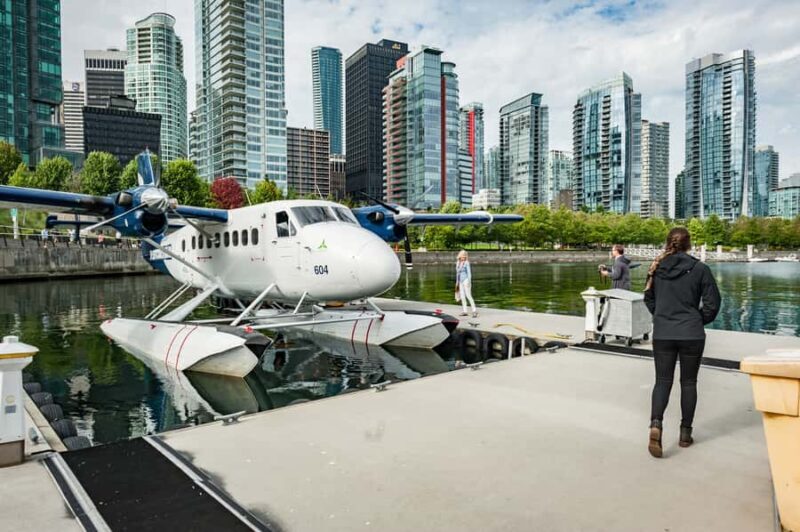 Vancouver: Victoria Seaplane Flight with Bus & Ferry Return - Starting Point: Vancouver Harbour Air Terminal