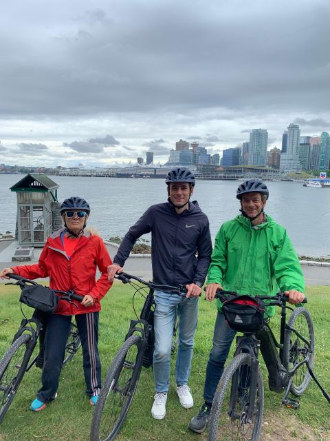 Vancouver Waterfront Guided Bike/E-Bike Tour - Sights of False Creek