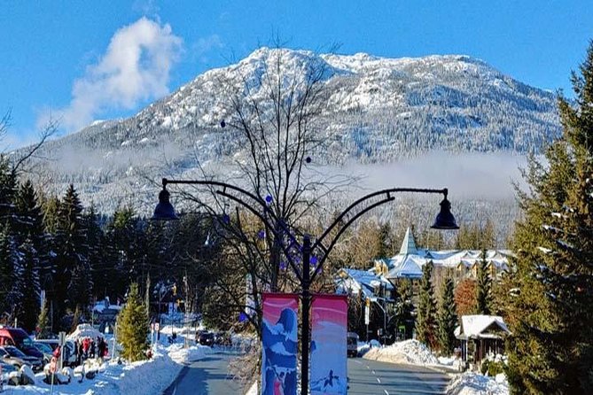 Vancouver Winter Fun at Peak to Peak Gandola in Whistler & Squamish Tour Private - Peak 2 Peak Gondola Ride