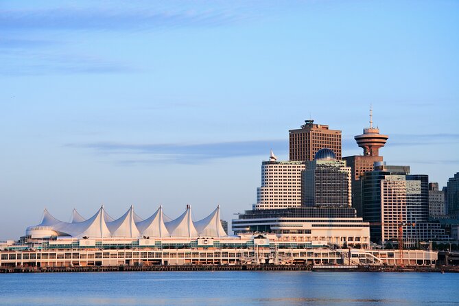 Vancouver's Seaside Romance: A Coastal City Walk - Experiencing the Citys Charm