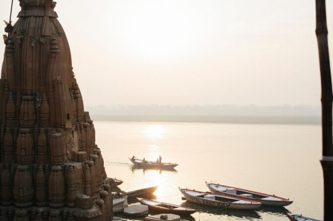 Varanasi Highlights. 1 Day Tour - Ganga Aarti Ceremony