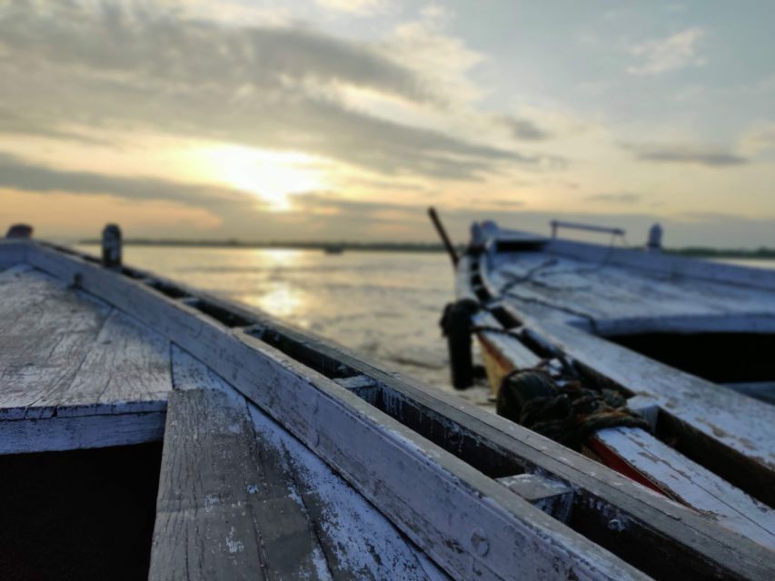 Varanasi: Private Fully-Day Tour With Sarnath and Boat Ride - Key Points