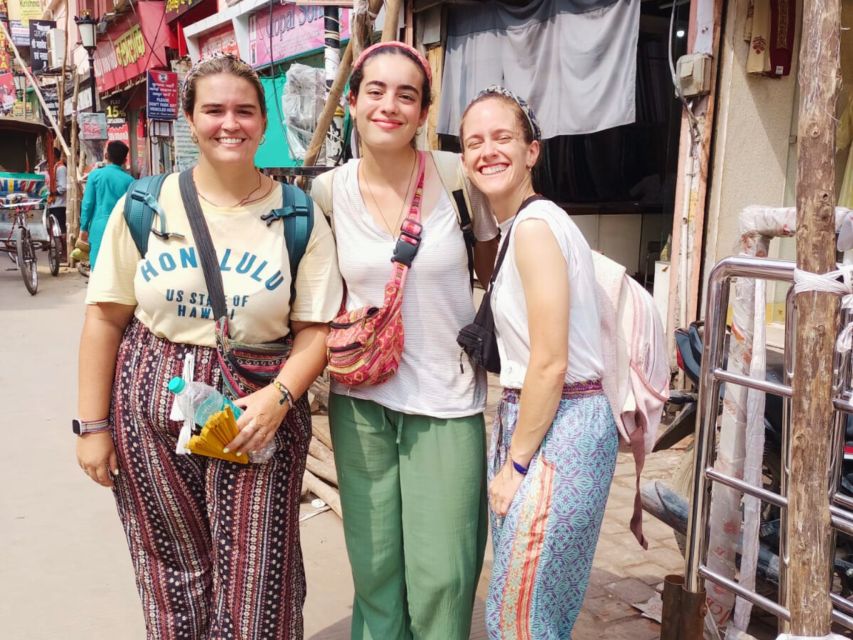 Varanasi Walking Tour With Local Snacks - Key Points