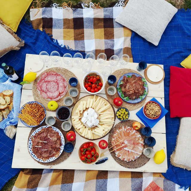 Varenna: Picnic Experience in the Italian Alps - Mobility Considerations