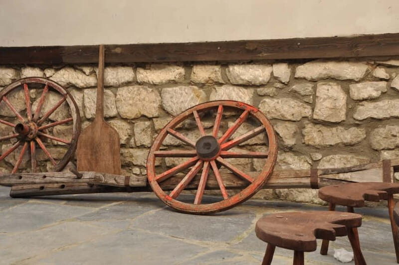 Varna: Guided VIP Tour - Scenic and Mythical Stops