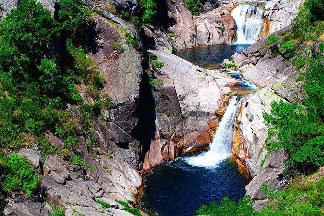Varziela Deep Canyoning Tour Around Rio Laboreiro  - Northern Portugal - Group Size and Guidance
