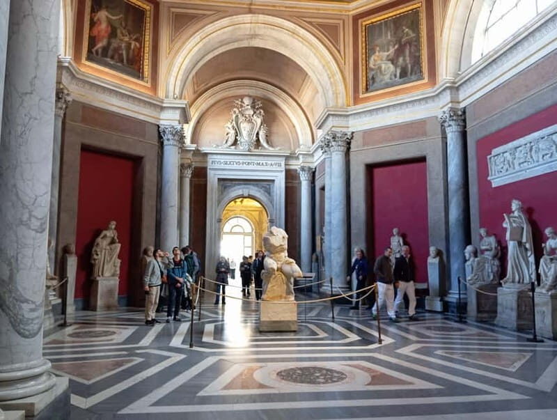 Vatican Museums, Sistine Chapel & Basilica - The Raphael Rooms and Borgia Apartments