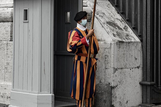 Vatican Museums & St. Peter's Basilica guided tour - Introductory Overview