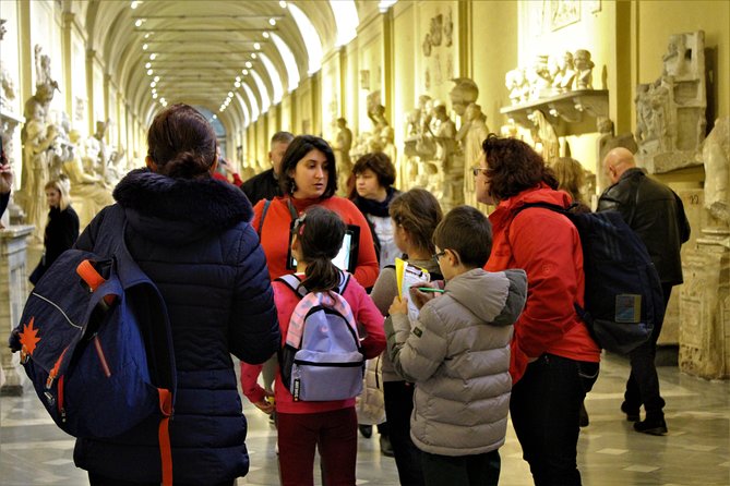 Vatican Treasure Hunt From St Peters to Castle Santangelo for Kids & Families - Key Points