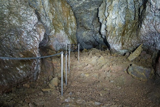 Vatnshellir Cave Tour - Geological Significance