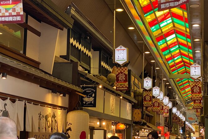 Vegan Edible Flower Sushi Making and Vegetable Tour in Kyoto - Indulging in Flower-Infused Treats