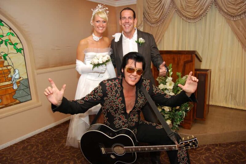 Vegas: Elvis-Themed Graceland Chapel Wedding or Vow Renewal - Vegas: Elvis-Themed Graceland Chapel Wedding or Vow Renewal – The Ultimate Fun in Sin City