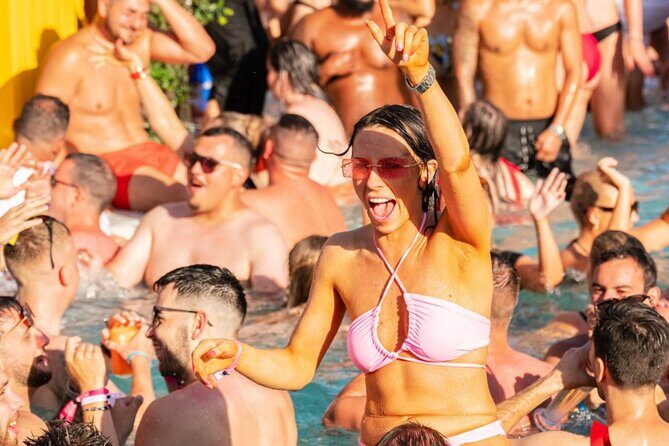 Vegas Party Passport: 3 Clubs & Pool Parties Access - Key Points