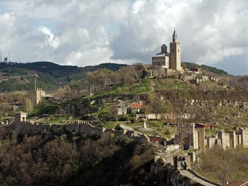 Veliko Tarnovo & Arbanasi Full day tour - Key Points