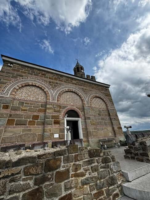 Veliko Turnovo-Bulgarian old capital and Arbanasi - A Closer Look at the Tour Experience