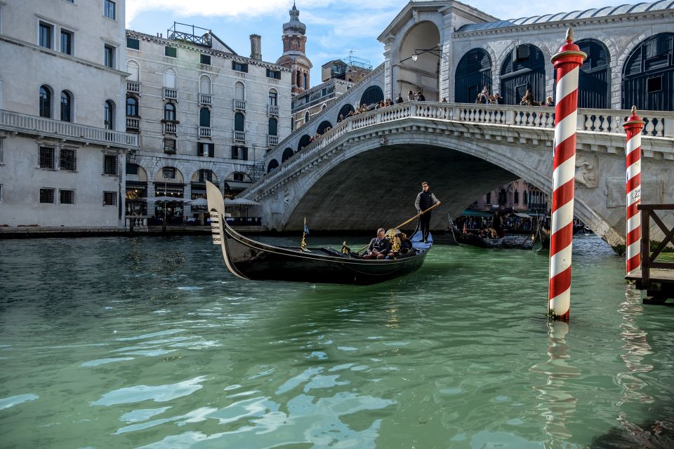Venice: 2-hour Photo Walk - Inclusions and Key Features