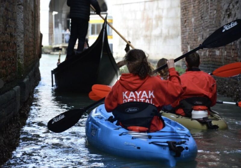 Venice: 60' Quick Kayak Tour of Venice with guide - Key Points
