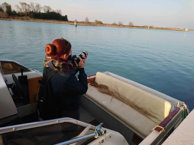 Venice: a boat tour amid the whispering water and light, a reality waiting to be discovered. - The Experience: Small Group, Big Impact