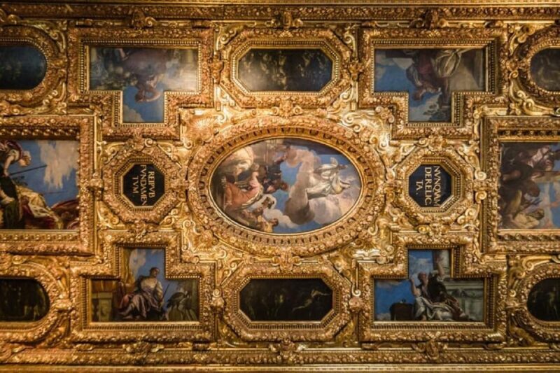 Venice: Basilica, Doge's Palace, Gondola and Lagoon Islands - The Sum Up