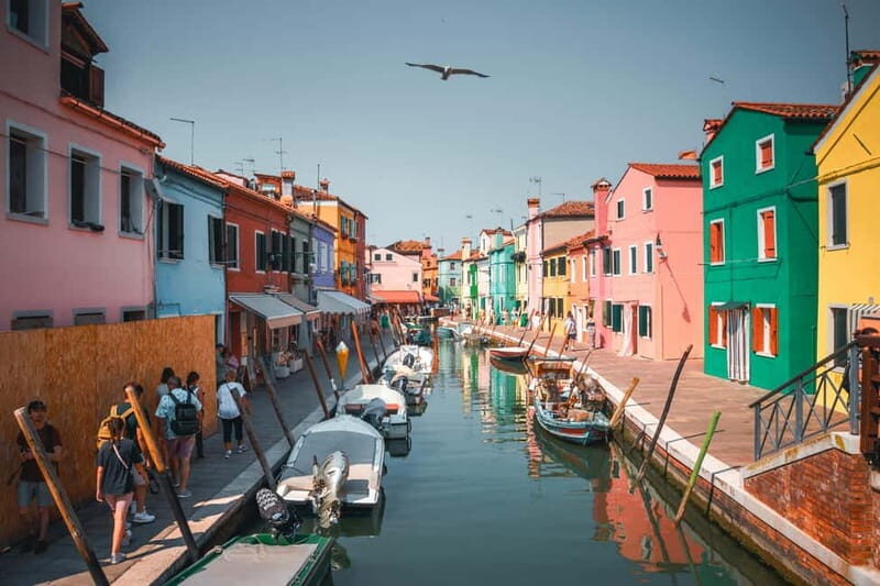 Venice: Boat Tour, Murano, Burano & Mysterious Secret Island - Murano: The Glassmaking Heart of Venice