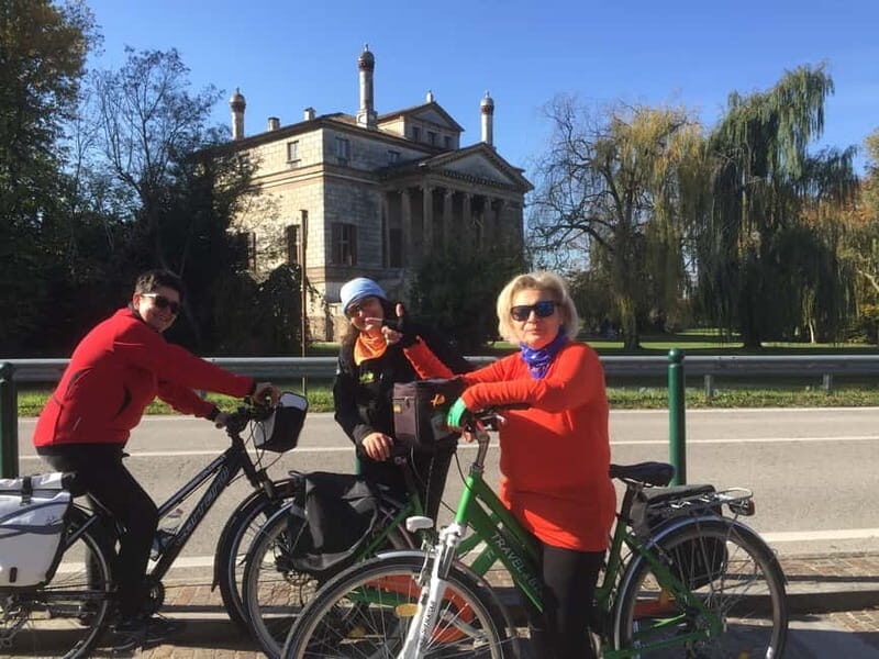 Venice: Brenta River Cycling & Kayaking Tour with Drink - Authentic, Scenic, and Personal: Who Will Love This Tour?