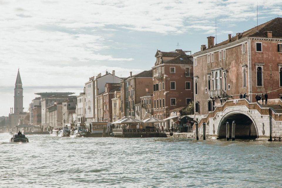Venice: Burano & Murano Half Day Tour W/ Glassmaking Demo - Itinerary and Highlights
