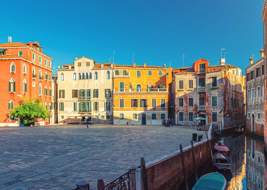 Venice: Casanova's Charming Grand Canal Walk & Gondola Ride - Preparing for Your Venice Adventure