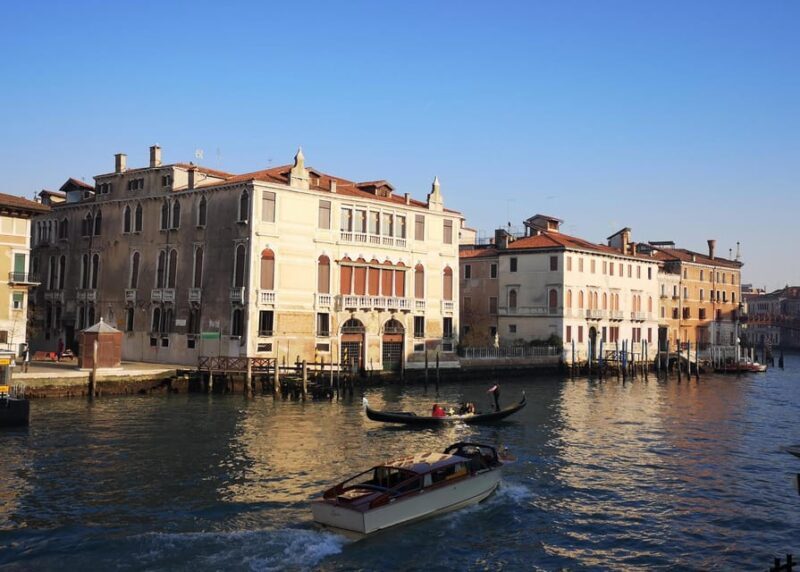 Venice Charm: St. Mark's, Rialto Bridge, and Gondola Ride - Key Points