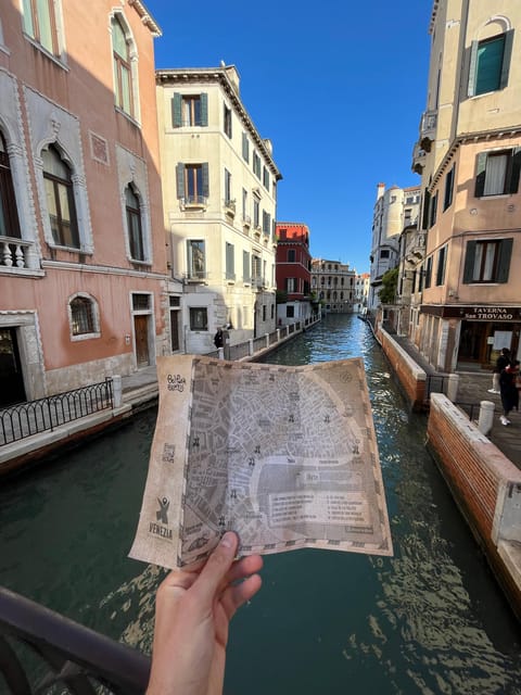 Venice City Escape: Hunting for LOMO Dal Capelon - Interactive Chat Link and Game Preparation
