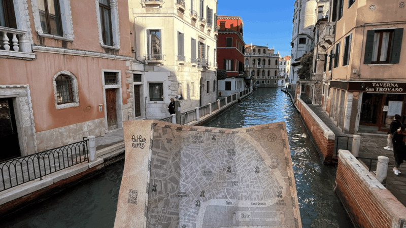 Venice City Escape: the Beggar and the Cloak - Activity Description