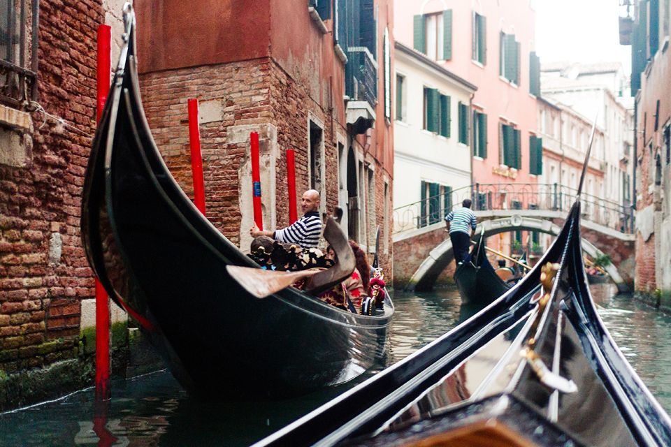Venice: City Highlights Tour With St Marks and Gondola Ride - Tips for an Enjoyable Experience