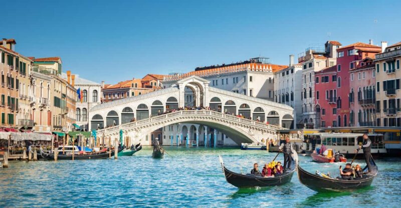 Venice City Walking Tour With an APP - Entry Details