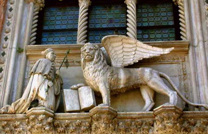 Venice: Doge's Palace and St. Mark's Private Walking Tour - Key Points