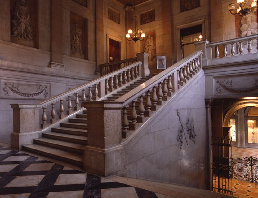 Venice: Doges Palace Skip-The-Line Ticket With Guidebook - Experience Highlights