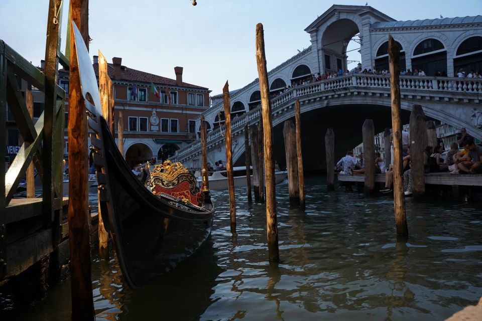 Venice: Food Tasting Tour With Cicchetti Dishes and Wine - Booking and Cancellation Policy