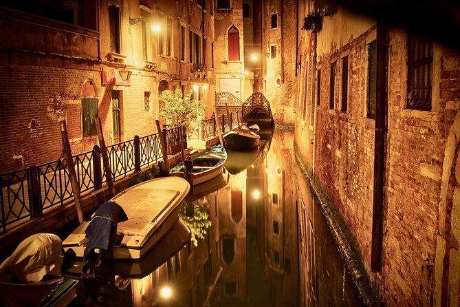 Venice Ghost & Legends Walking City Tour - Meeting Information